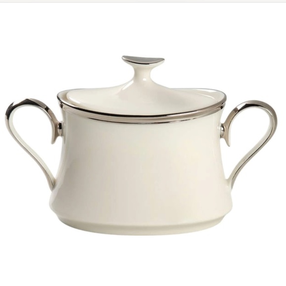 Lenox Sugar Bowl with Lid Lenox China Solitaire Retired Platinum Ivory - Picture 1 of 9